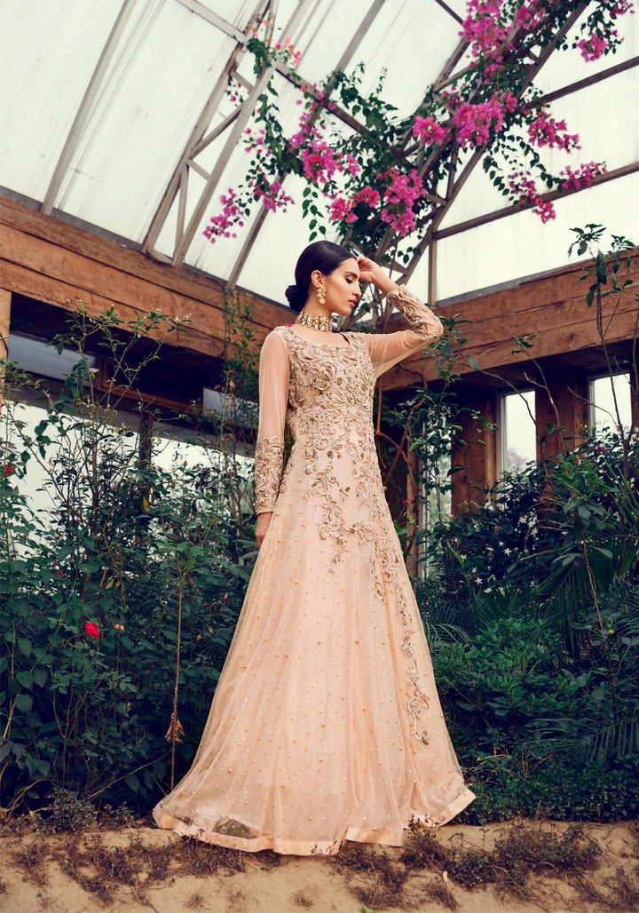 [bridal and formal wedding] - Peach gown